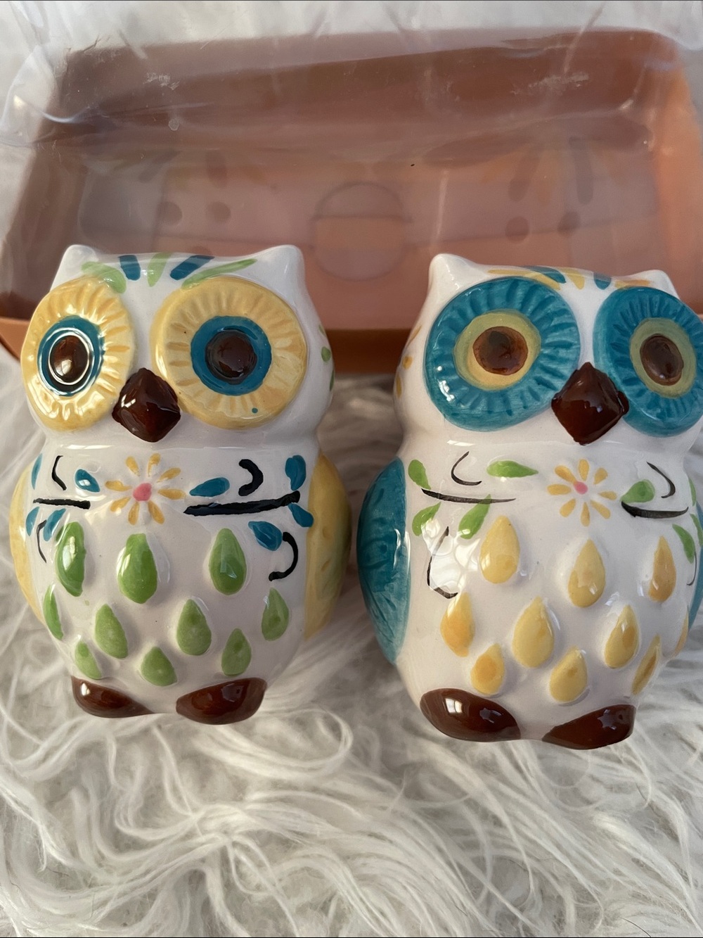 Boston Warehouse  Owl Salt & Pepper Shakers *New in box*